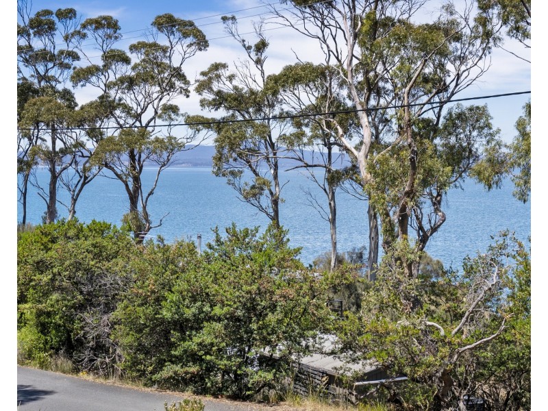 24 Susans Bay Road, Primrose Sands TAS 7173