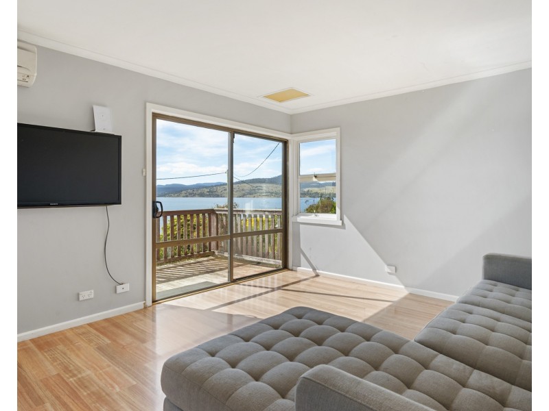 54 Bay Road, Boomer Bay TAS 7177