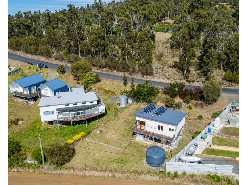 54 Bay Road, Boomer Bay TAS 7177