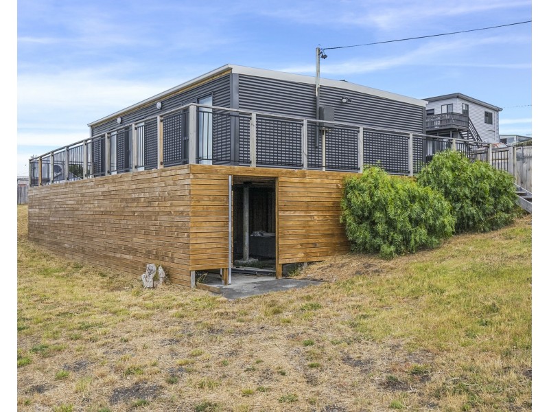 9 Lantana Place, Primrose Sands TAS 7173