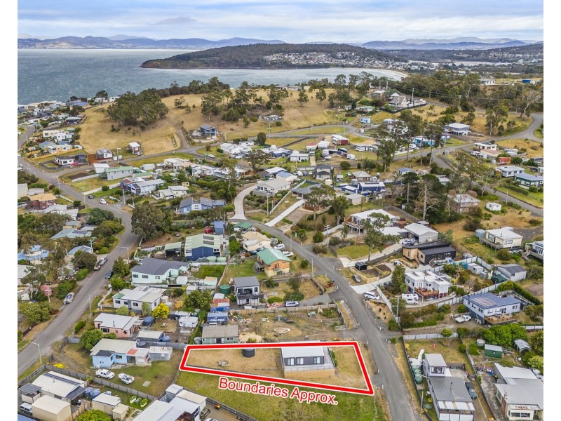 9 Lantana Place, Primrose Sands TAS 7173
