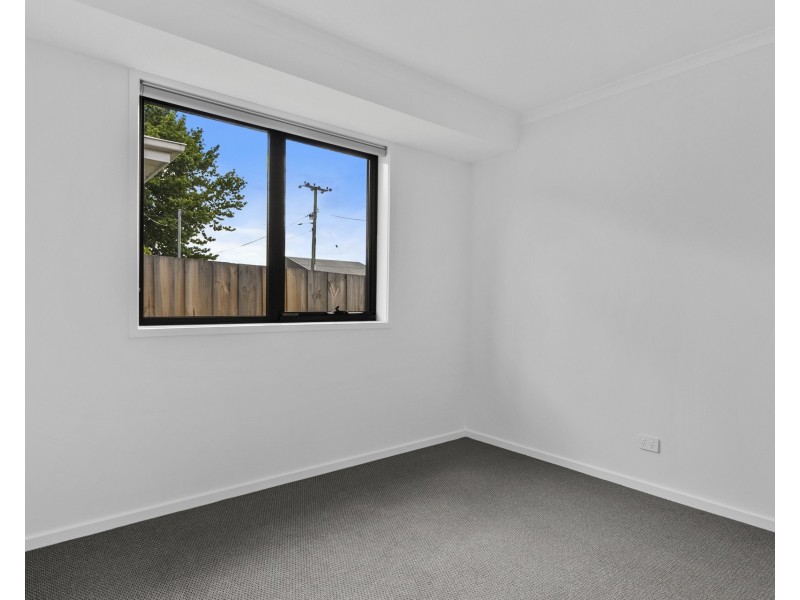 1B Raynors Road, Midway Point TAS 7171