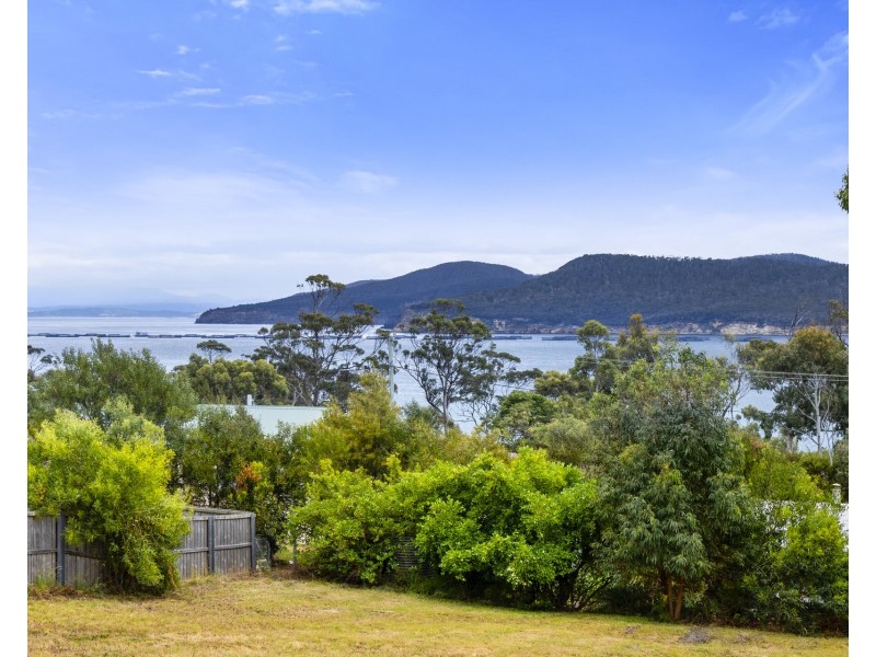 34 Free Street, White Beach TAS 7184