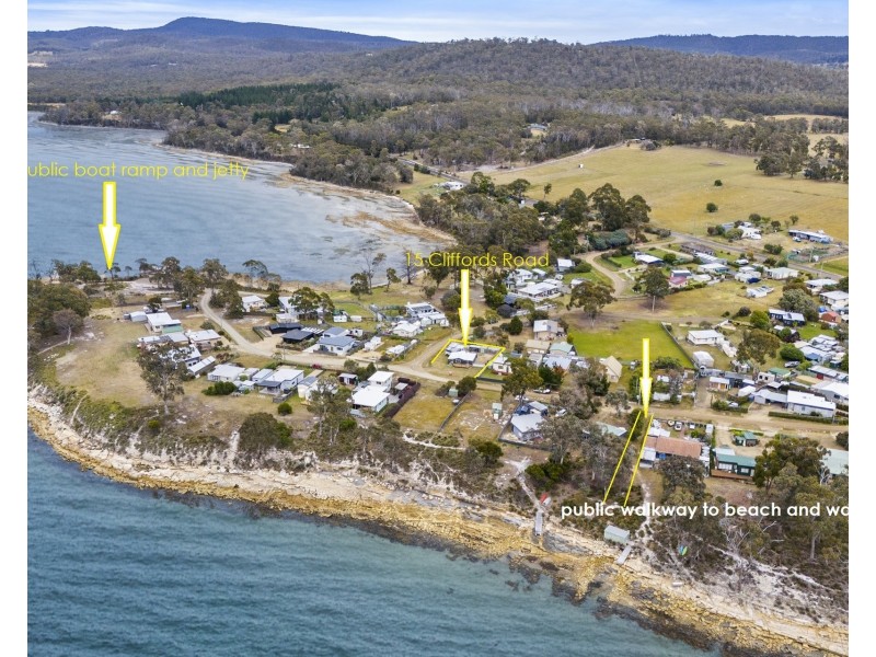 15 Cliffords Road, Saltwater River TAS 7186