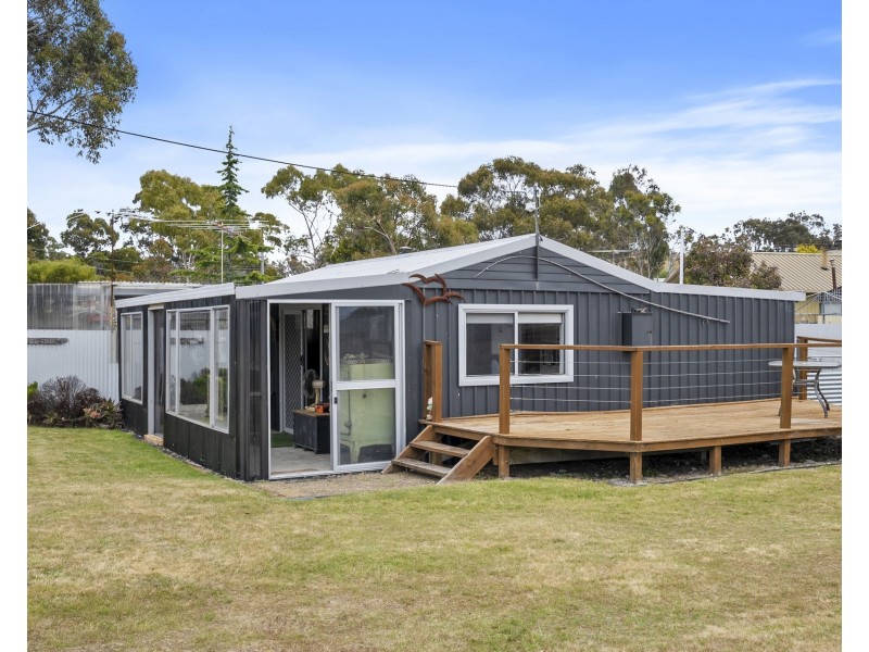 15 Cliffords Road, Saltwater River TAS 7186