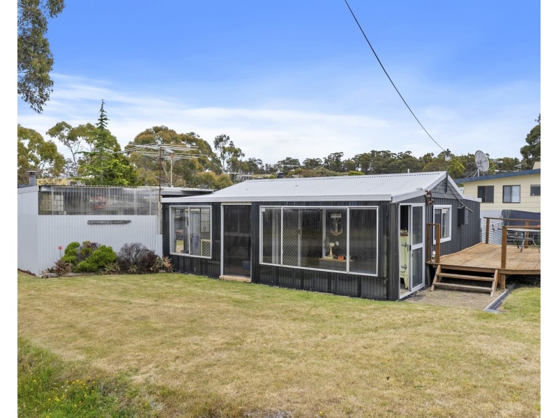 15 Cliffords Road, Saltwater River TAS 7186
