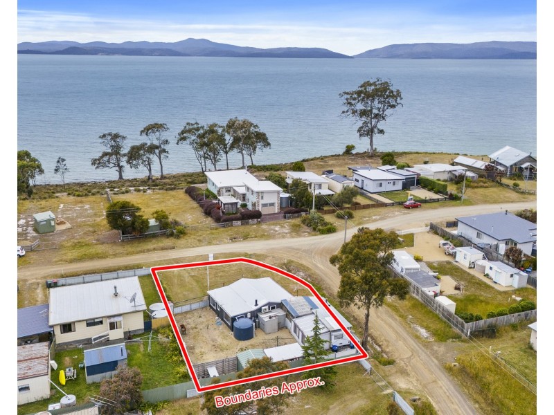 15 Cliffords Road, Saltwater River TAS 7186