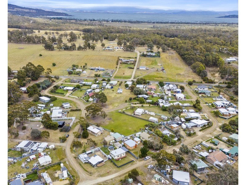 15 Cliffords Road, Saltwater River TAS 7186