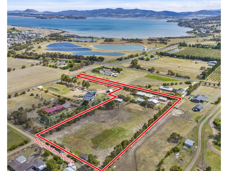 256 Shark Point Road, Penna TAS 7171