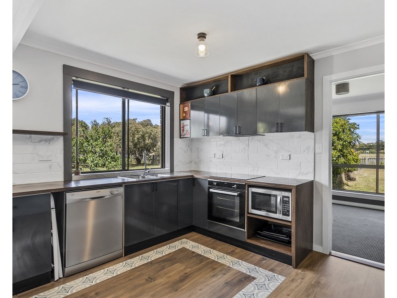 256 Shark Point Road, Penna TAS 7171