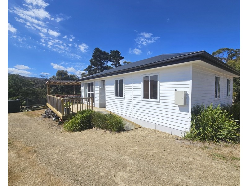 16 Mola Court, White Beach TAS 7184