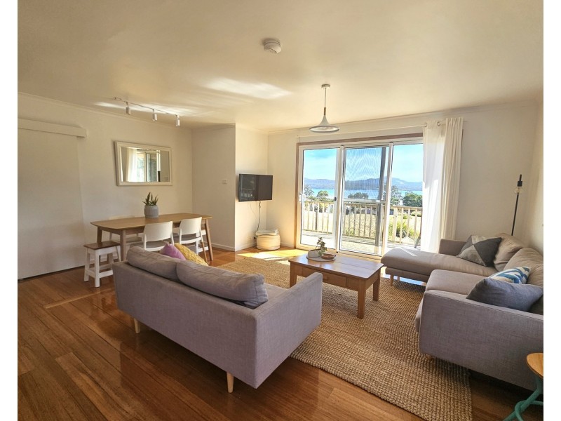 16 Mola Court, White Beach TAS 7184