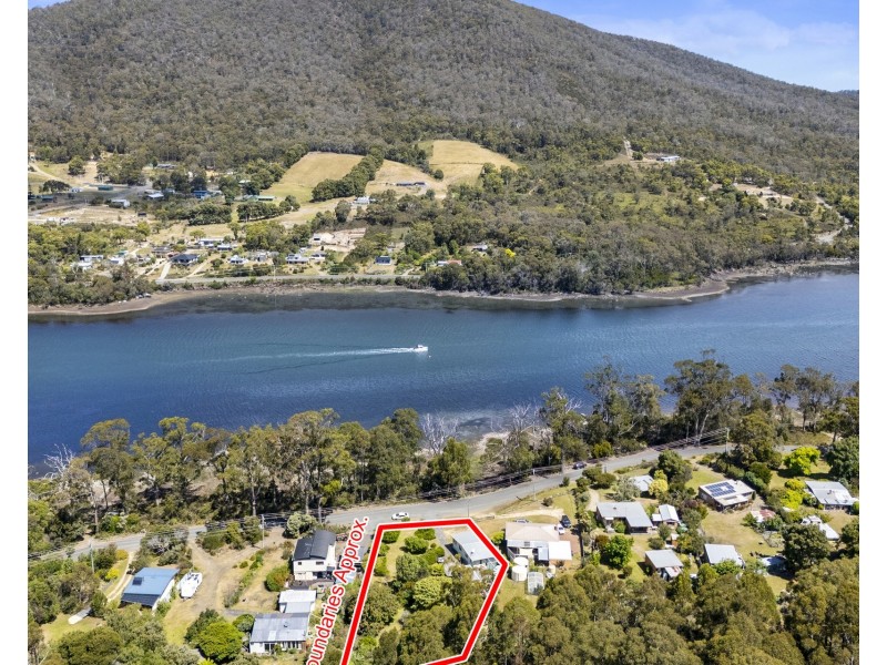 104 Old Jetty Road, Eaglehawk Neck TAS 7179