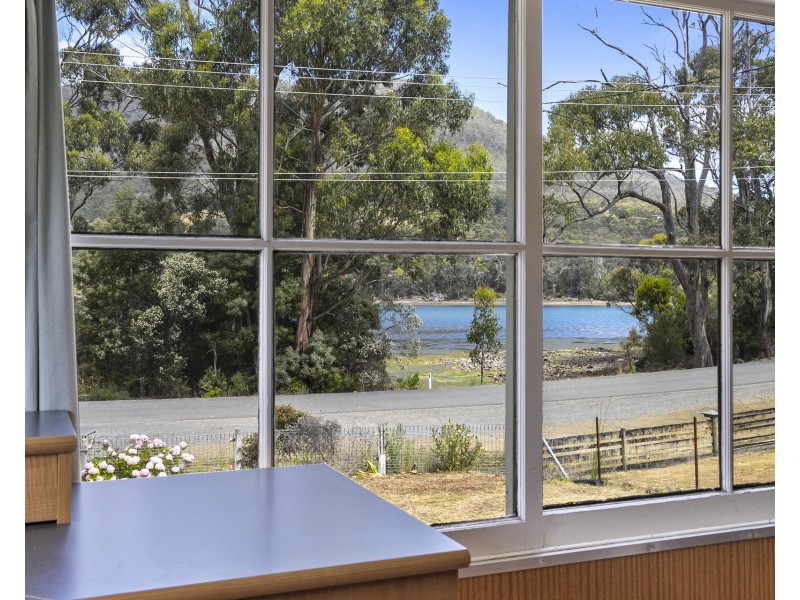104 Old Jetty Road, Eaglehawk Neck TAS 7179