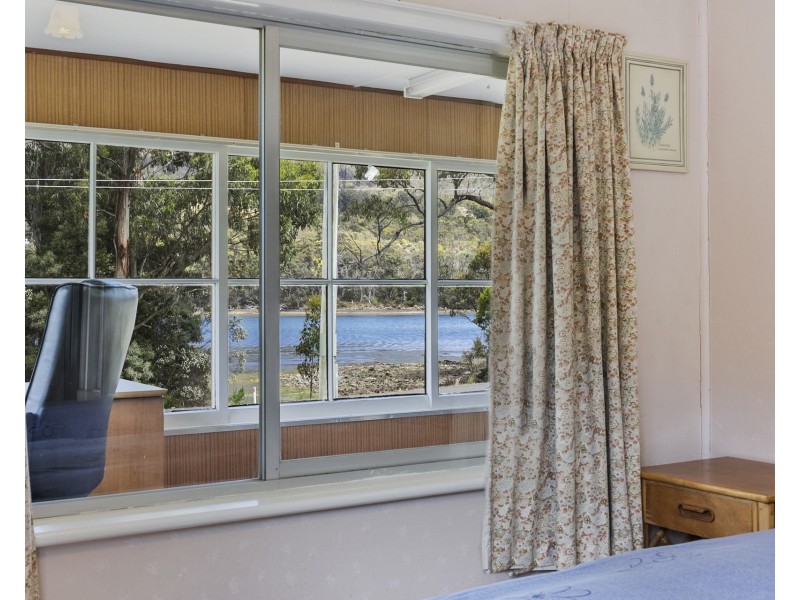 104 Old Jetty Road, Eaglehawk Neck TAS 7179