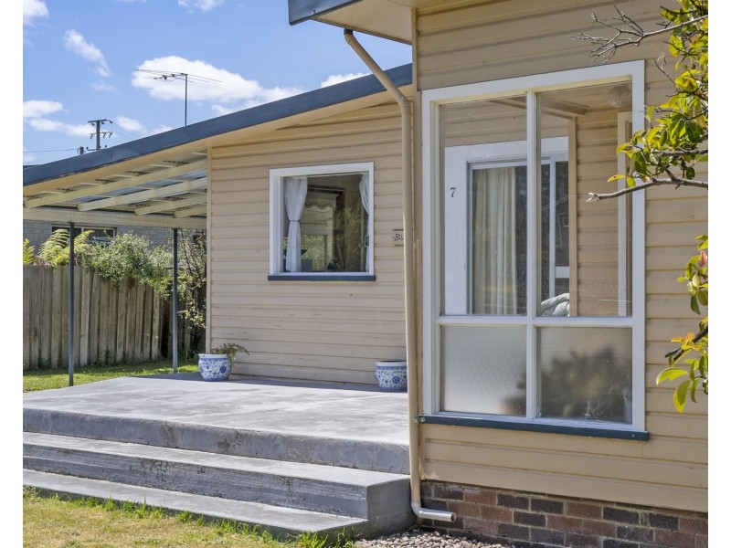 7 Second Avenue, Dodges Ferry TAS 7173