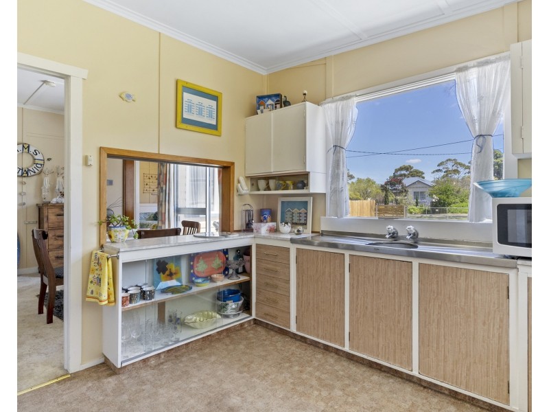 7 Second Avenue, Dodges Ferry TAS 7173
