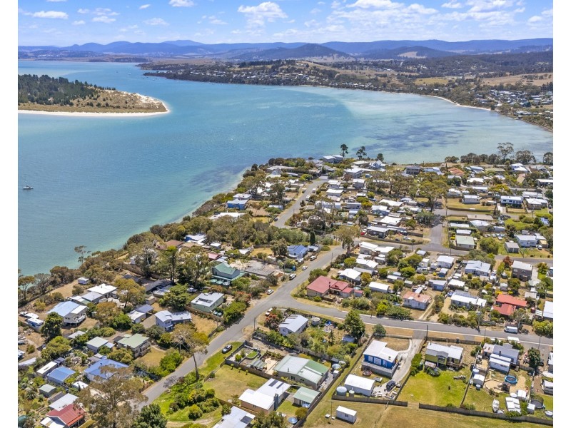 7 Second Avenue, Dodges Ferry TAS 7173