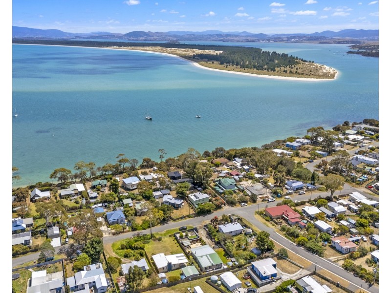 7 Second Avenue, Dodges Ferry TAS 7173