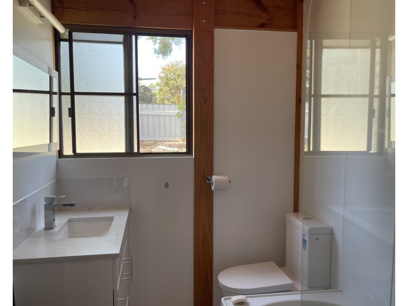 15 Roberts Street, Triabunna TAS 7190