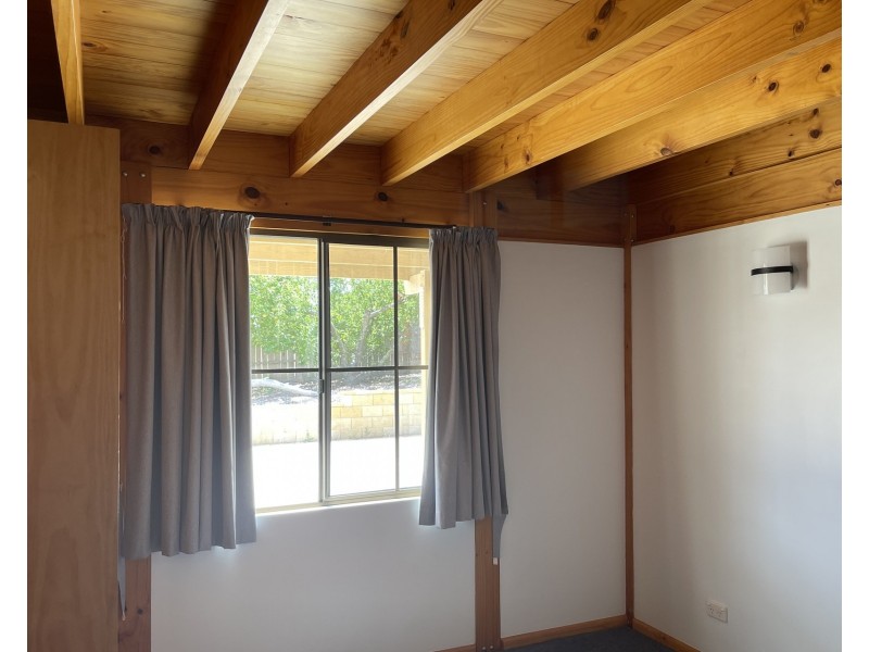 15 Roberts Street, Triabunna TAS 7190