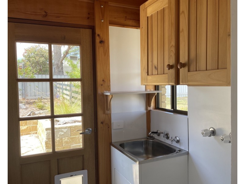 15 Roberts Street, Triabunna TAS 7190