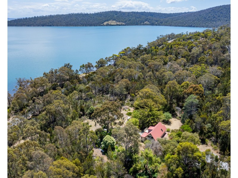 5629 Arthur Highway, Eaglehawk Neck TAS 7179
