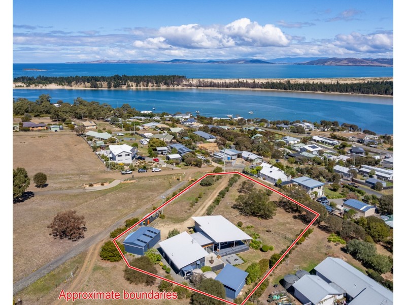 12 Mary Street, Lewisham TAS 7173