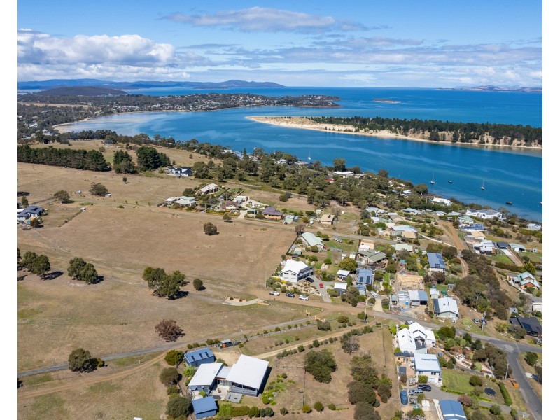 12 Mary Street, Lewisham TAS 7173