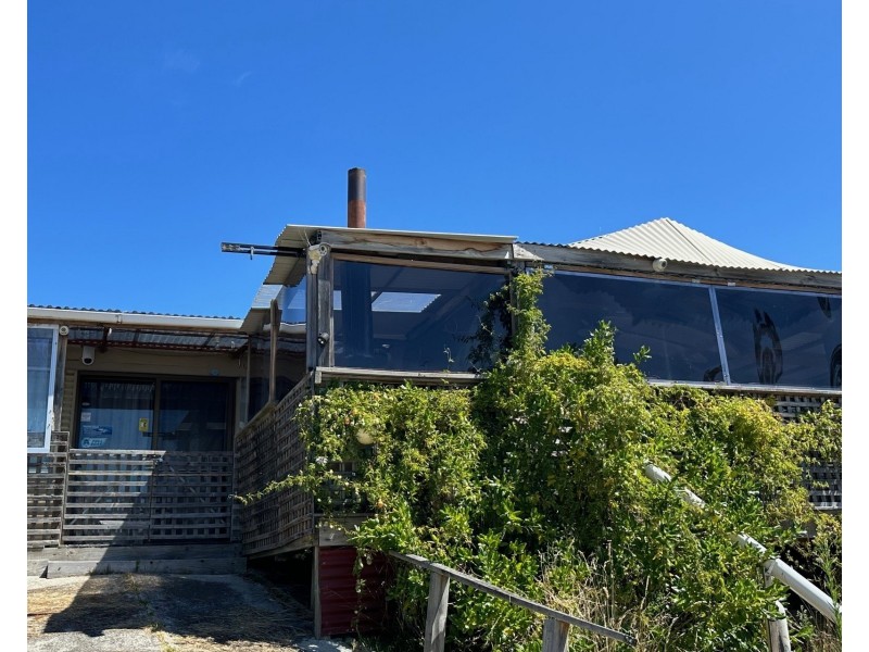 2 Stacey Street, White Beach TAS 7184