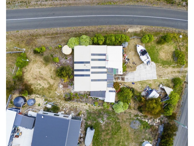 2 Stacey Street, White Beach TAS 7184