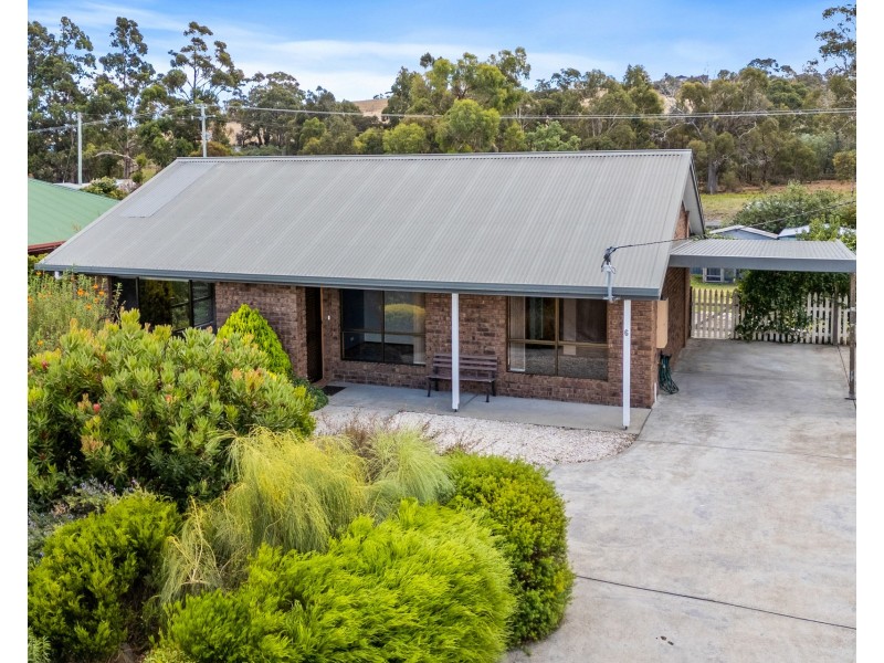 6 Sandy Point Avenue, Dodges Ferry TAS 7173