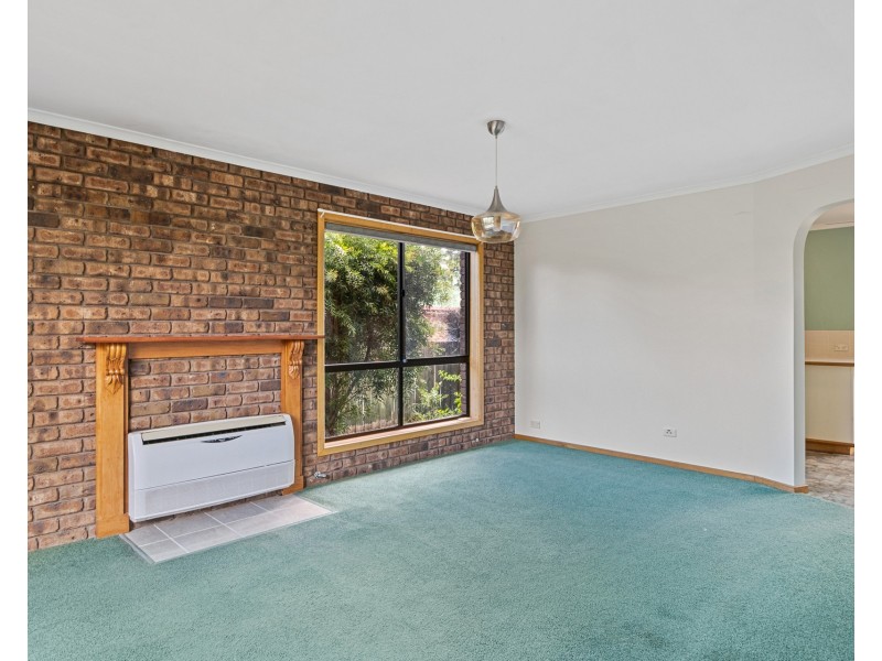 6 Sandy Point Avenue, Dodges Ferry TAS 7173