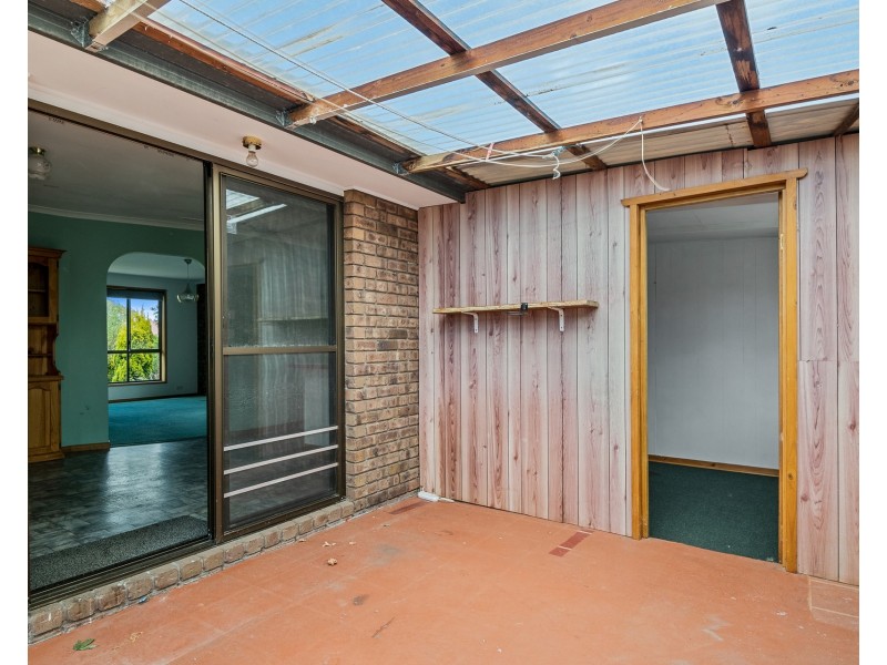 6 Sandy Point Avenue, Dodges Ferry TAS 7173