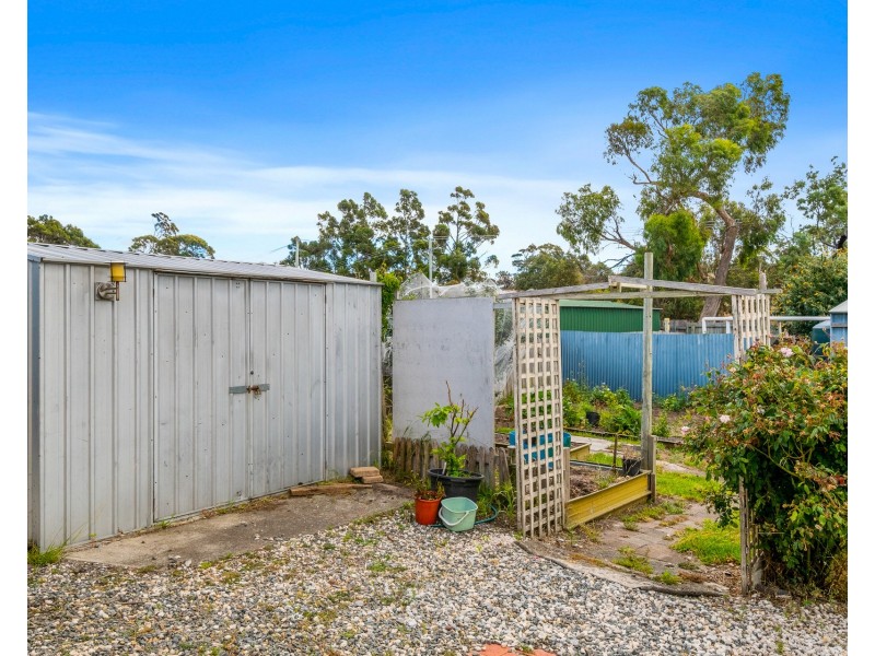 6 Sandy Point Avenue, Dodges Ferry TAS 7173