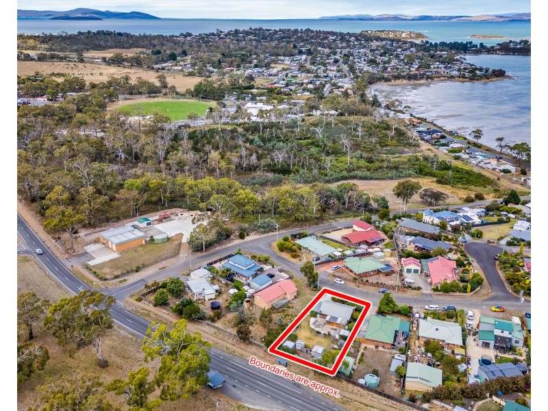 6 Sandy Point Avenue, Dodges Ferry TAS 7173