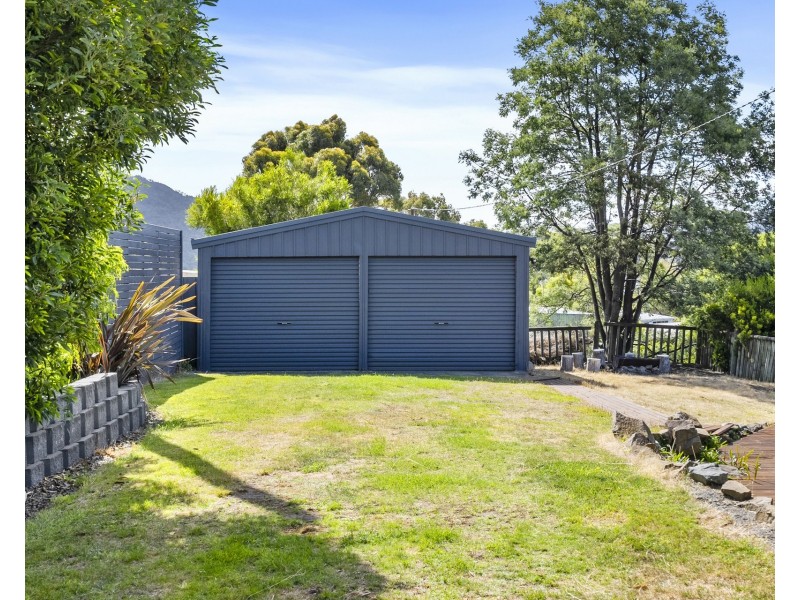 35 Tasmans Arch Road, Eaglehawk Neck TAS 7179