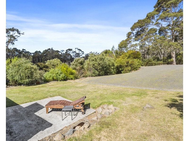 35 Tasmans Arch Road, Eaglehawk Neck TAS 7179