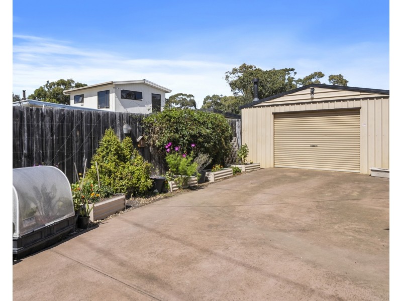 63 Carlton Beach Road, Dodges Ferry TAS 7173