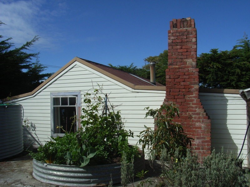 2 Esplanade, Dunalley TAS 7177