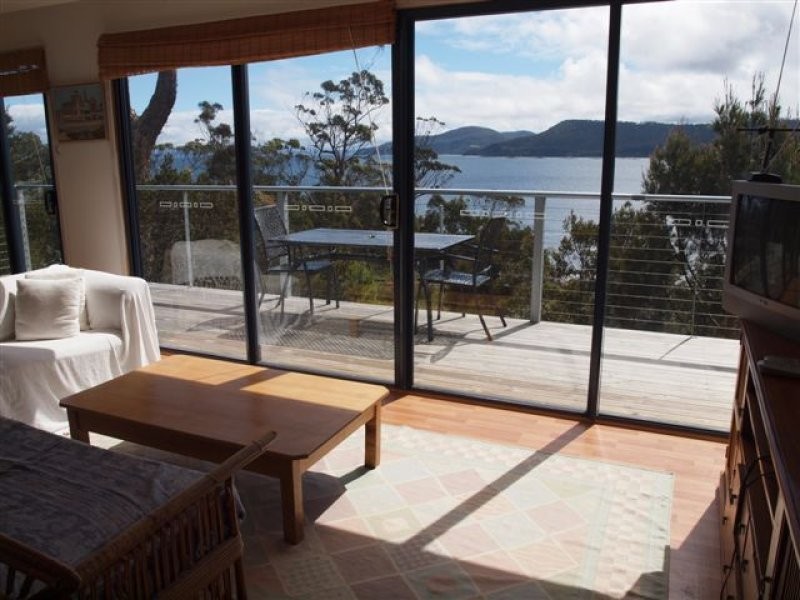546 White Beach Rd, White Beach TAS 7184
