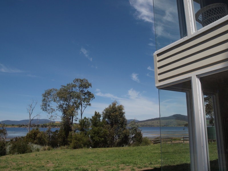 106 Bay Road, Boomer Bay TAS 7177