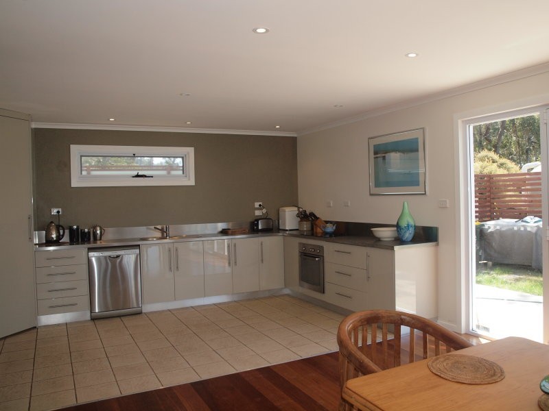 106 Bay Road, Boomer Bay TAS 7177