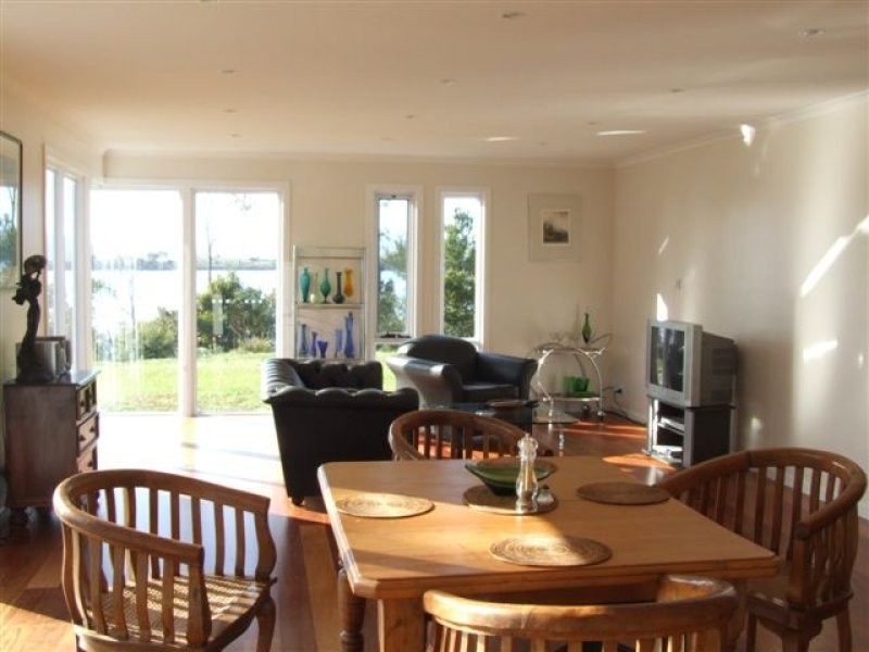 106 Bay Road, Boomer Bay TAS 7177