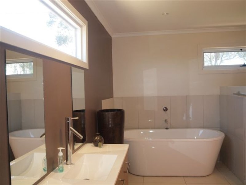 106 Bay Road, Boomer Bay TAS 7177