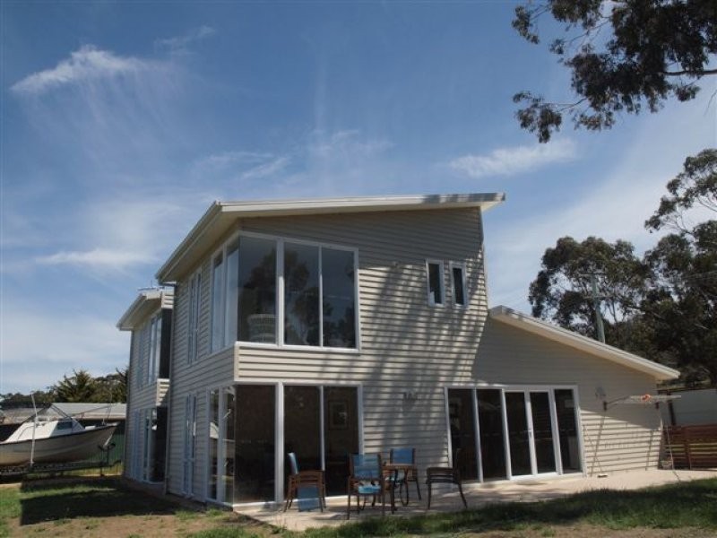106 Bay Road, Boomer Bay TAS 7177