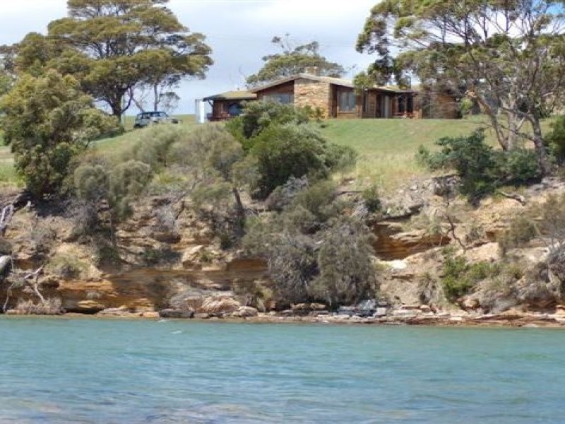 110 Jenkins Street, Premaydena TAS 7185