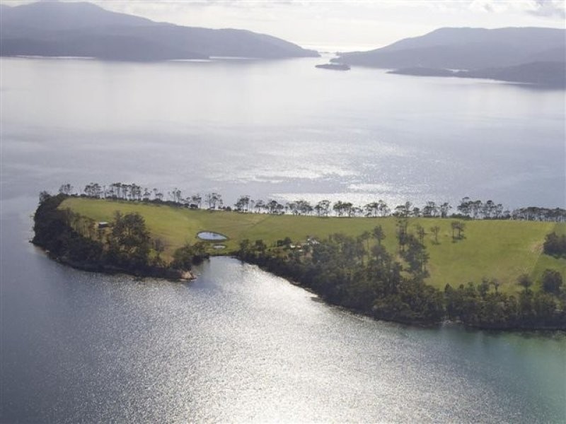 110 Jenkins Street, Premaydena TAS 7185