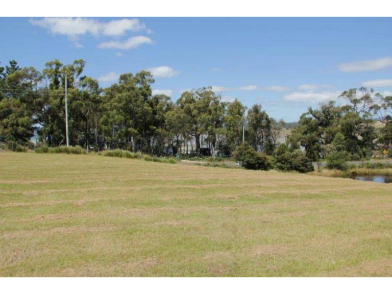 1/1 Coalmine Road, Saltwater River TAS 7186