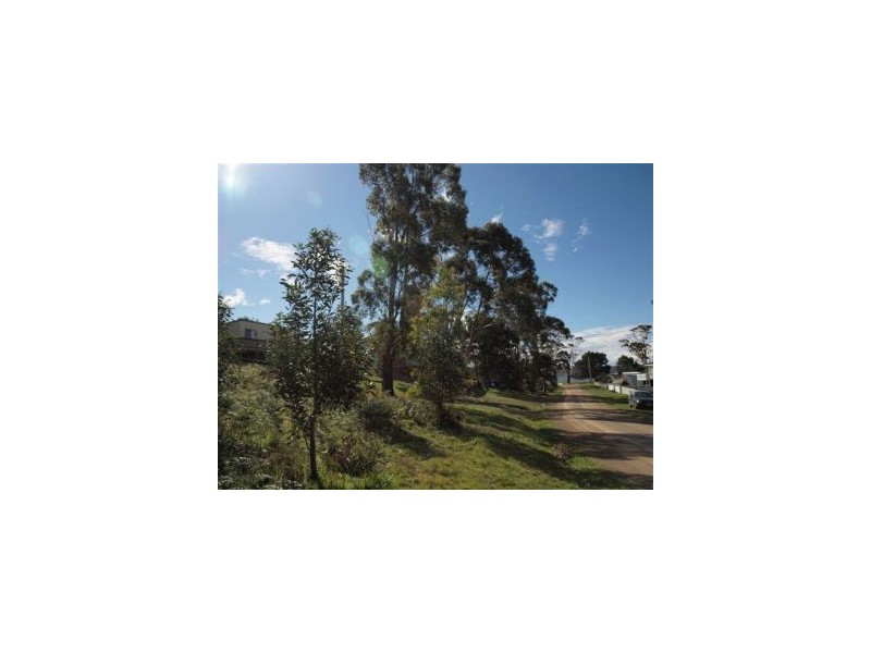 9 Sloping Main Drive, Sloping Main TAS 7186